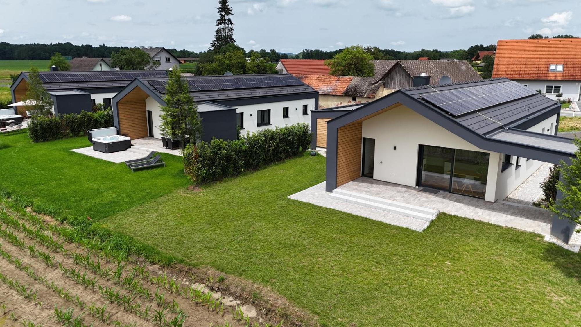 Traumzeit Lodge 56 Loipersdorf bei Fuerstenfeld Bagian luar foto